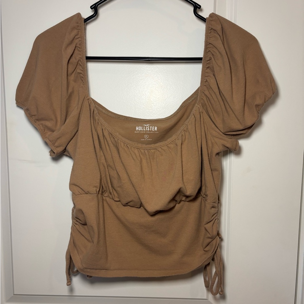 Hollister Women's Brown Cropped Ruched Top